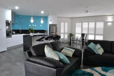 Greenwood Park Estate - Perths Hotel 0