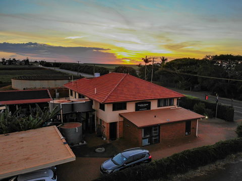 Dunelm House Bed And Breakfast - Perths Hotel 0