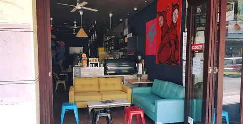 K's @ Kokoda Cafe - Perths Hotel 5
