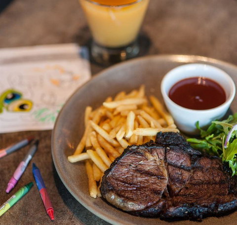 Chophouse Grill - Perths Hotel 15