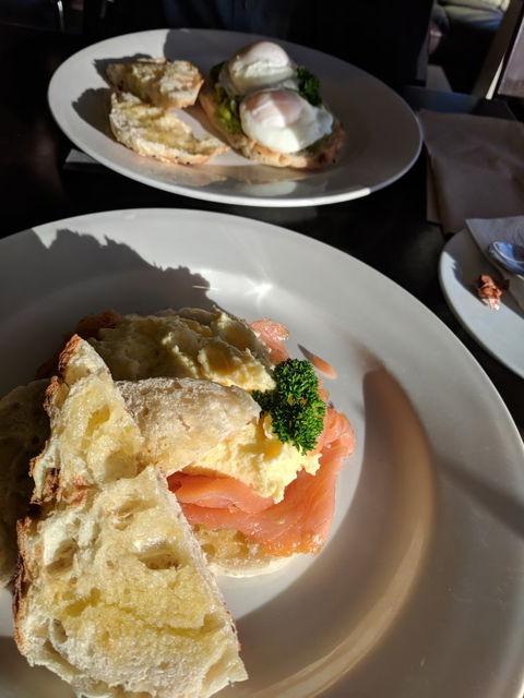 Gateway Cafe - Perths Hotel 3