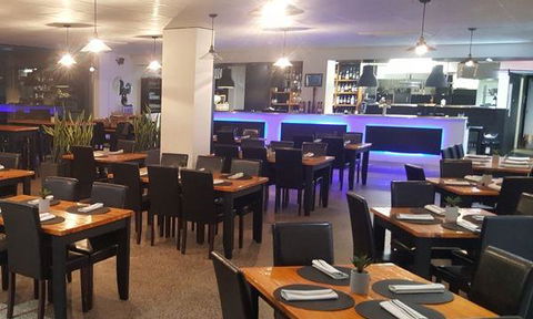 NINE 50 Restaurant & Bar - Perths Hotel 7