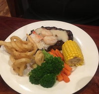 Hog's Breath Cafe - Perths Hotel