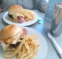 Krooze in Cafe - Perths Hotel
