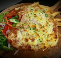 Robin Hood Family Bistro  Cafe - Perths Hotel