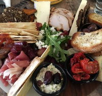 The Berwick Deli - Perths Hotel