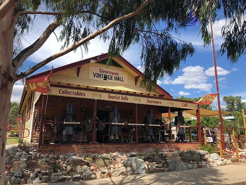 Vintage Hall Cafe - Perths Hotel 0