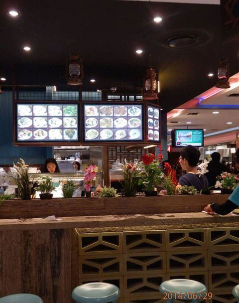 Lok Lok Dumpling Bar Macquarie Centre - Perths Hotel 4