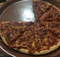Inlet pizza house - Perths Hotel