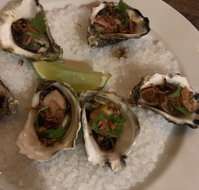 The Gunyah Restaurant at Paper Bark Camp - Perths Hotel