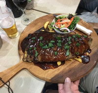 The Henry Sports Club - Perths Hotel