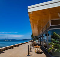The Box on the Water - Perths Hotel