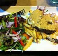 Alfrescos Cafe - Perths Hotel