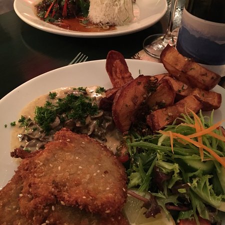 Madame Wang's Restaurant - Perths Hotel 0
