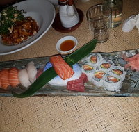 Mr. Sushi King - Perths Hotel