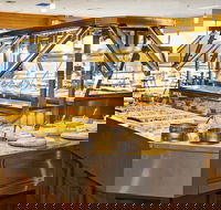 The Bowlo Bistro - Perths Hotel