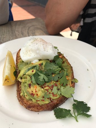 Avoca Beach NSW Perths Hotel