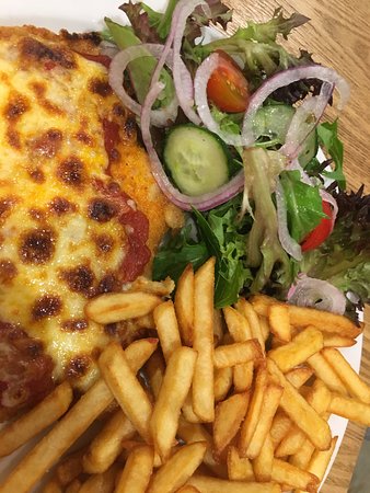 Blaxland Tavern Bistro - Perths Hotel 0