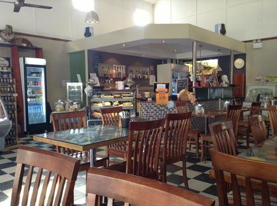 Wirragulla NSW Perths Hotel