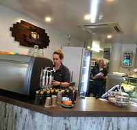 Baylis Grind - Perths Hotel