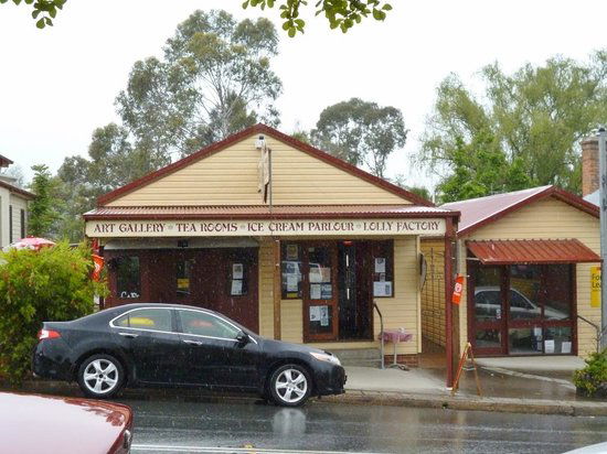 South Wolumla NSW Perths Hotel