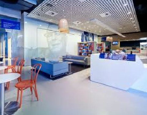 AIM Cafe - Perths Hotel 0