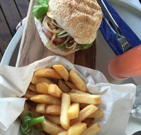 Lake Vue Cafe - Perths Hotel