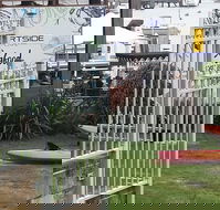 Portside Cafe - Perths Hotel