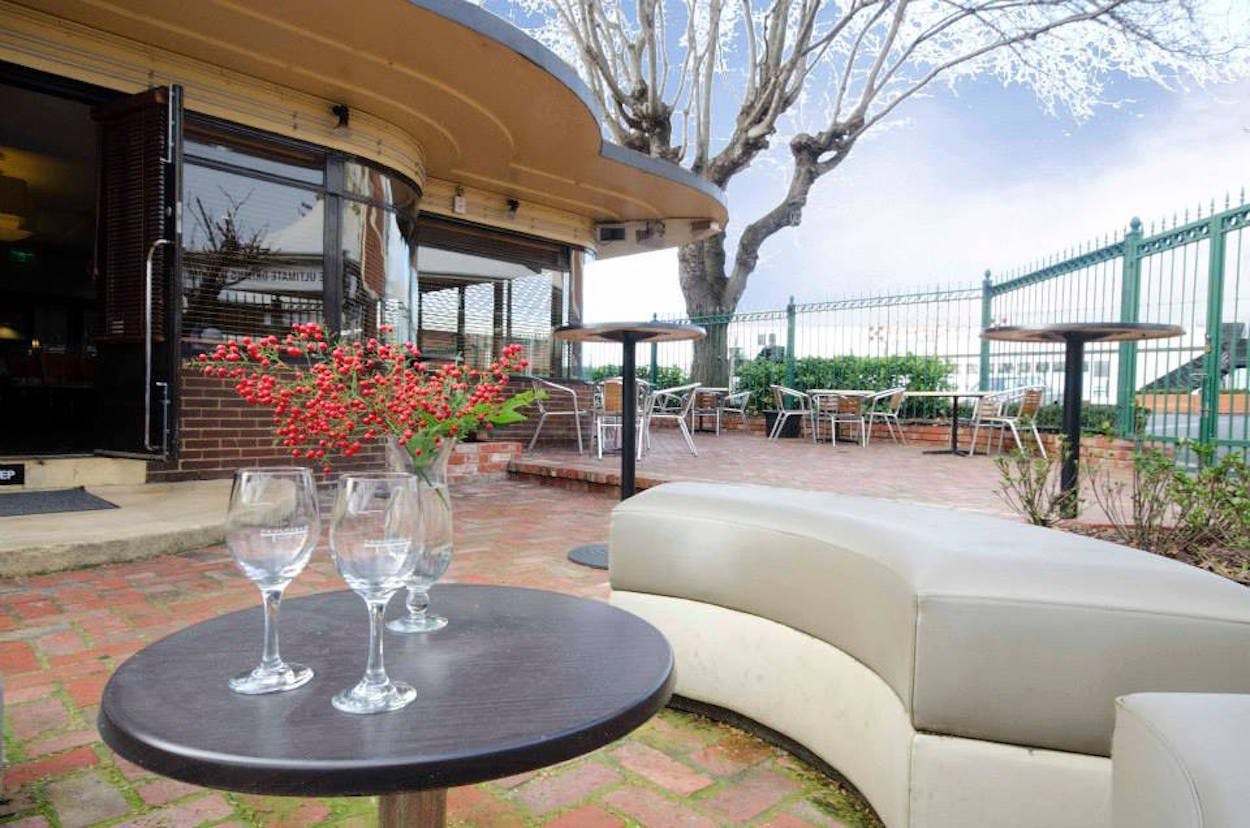 Castlemaine VIC Perths Hotel
