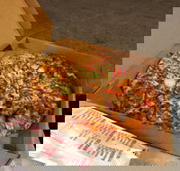 Steves Pizza  Kebabs - Perths Hotel