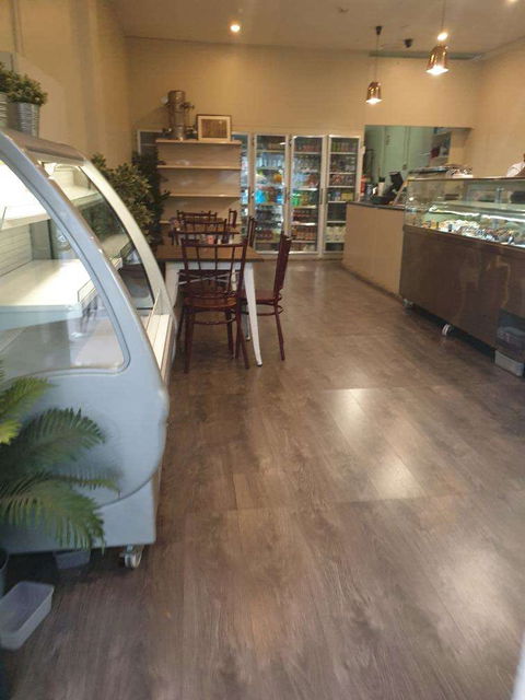 Ticklemypickle - Perths Hotel 0