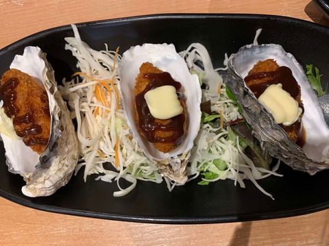 Momoco Sushi San - Perths Hotel 0
