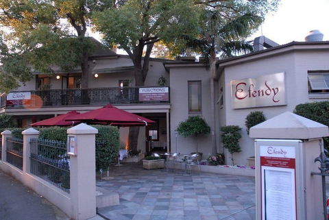 Efendy Restaurant - Meze Bar - Perths Hotel 0