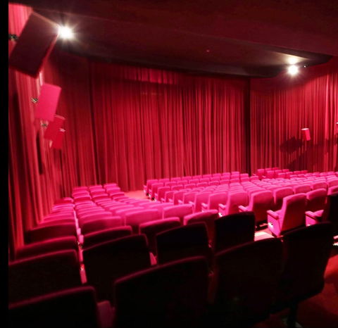 Verona Bar & Cinema - Perths Hotel 0