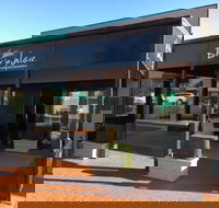 Boo's Place Cafe  Provedore - Perths Hotel
