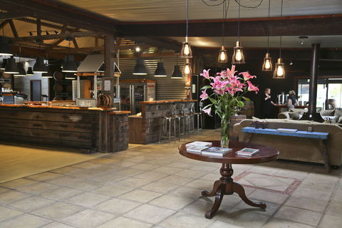 One Paddock Currency Creek Winery - Perths Hotel 0