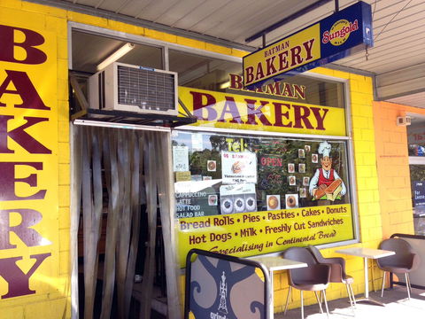 Batman Bakery - Perths Hotel 0