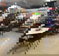 Wallaroo Treasures and Treats Cafe - Perths Hotel