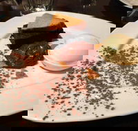 Fat Tony's Bar  Grill - Perths Hotel