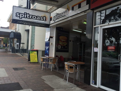 Spitroast Shop - Perths Hotel 0