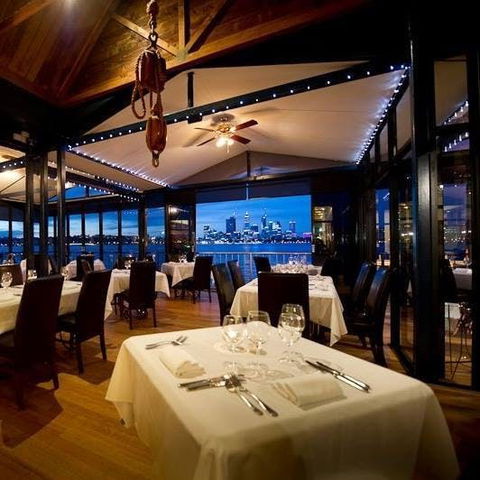 The Boatshed Restaurant - Perths Hotel 0