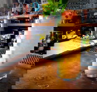 Who's Your Mumma - Perths Hotel