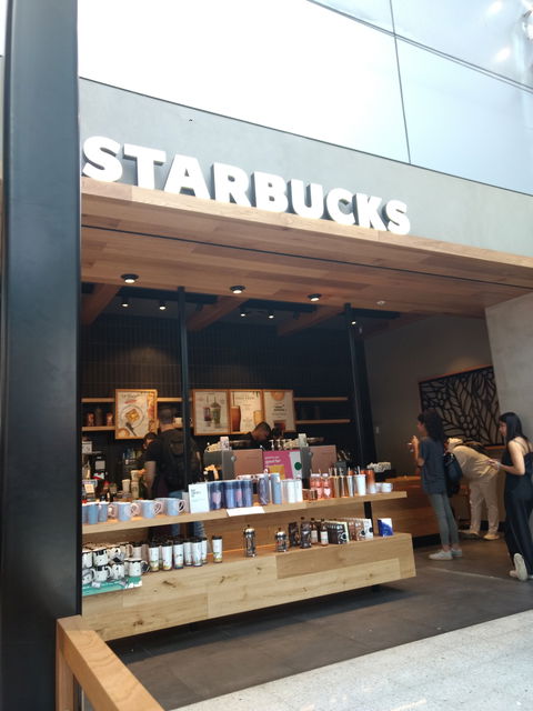 Starbucks - Perths Hotel 0