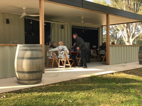 Barham Vines - Perths Hotel 1