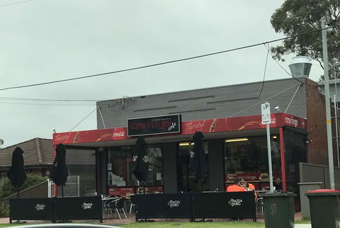 Cravings Cafe - Perths Hotel 0