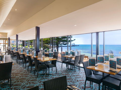 Zone Restaurant - Perths Hotel 0
