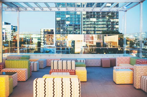 Up On Constance - Perths Hotel 0