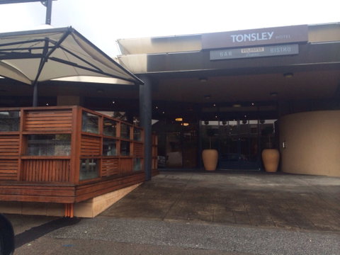 Barnacle Bill - Plympton - Perths Hotel 0