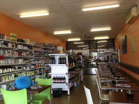 Moruya Health Cafe - Perths Hotel 0
