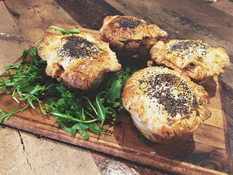 Urban Zinc - Perths Hotel 0